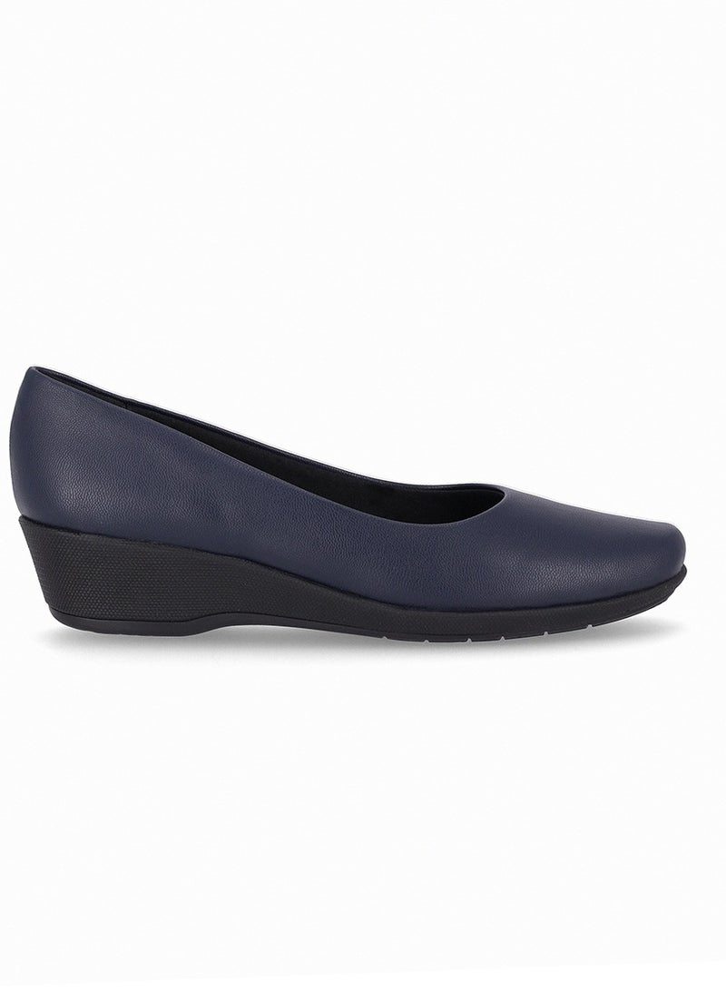 PICCADILLY : BUSINESS COURT WEDGE SHOE HEEL IN NAVY