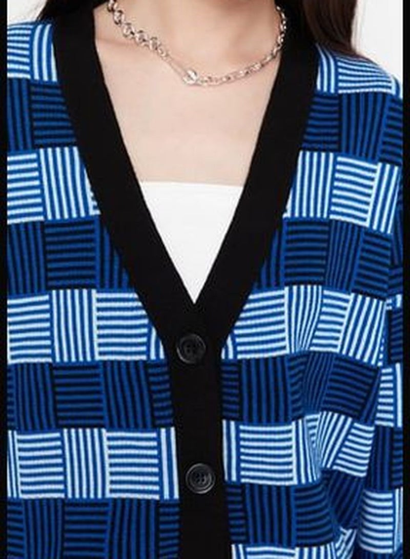 Black Oversize Patterned Knitwear Cardigan TWOAW23HI00385