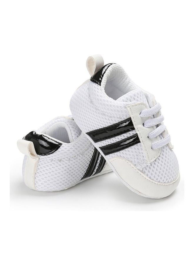 Non Slip Sneakers White/Black