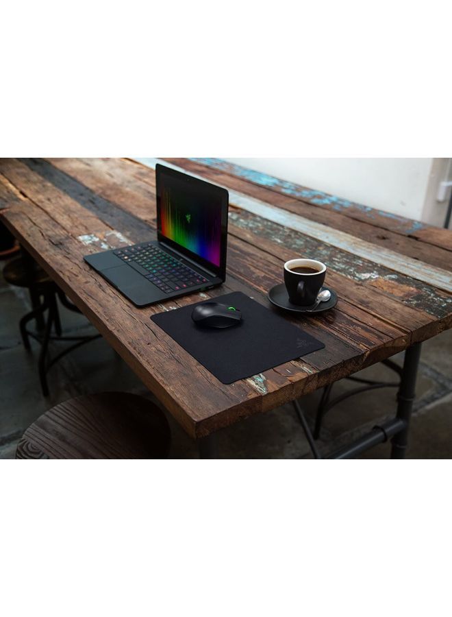 Goliathus Mobile Stealth Edition Mouse Mat - Slim and Flexible for Maximum Mobility, Textured Cloth for Speed and Control