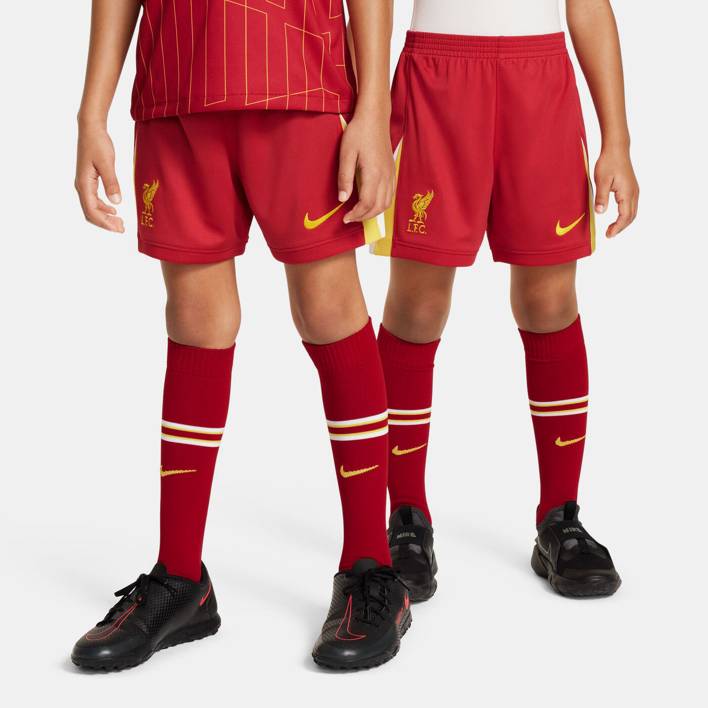 Kids' Liverpool Dri-FIT Stadium Home Football Kit - 2024/25