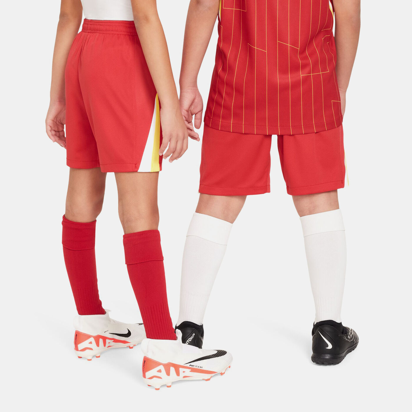 Kids' Liverpool F.C. Dri-FIT Stadium Home Football Shorts