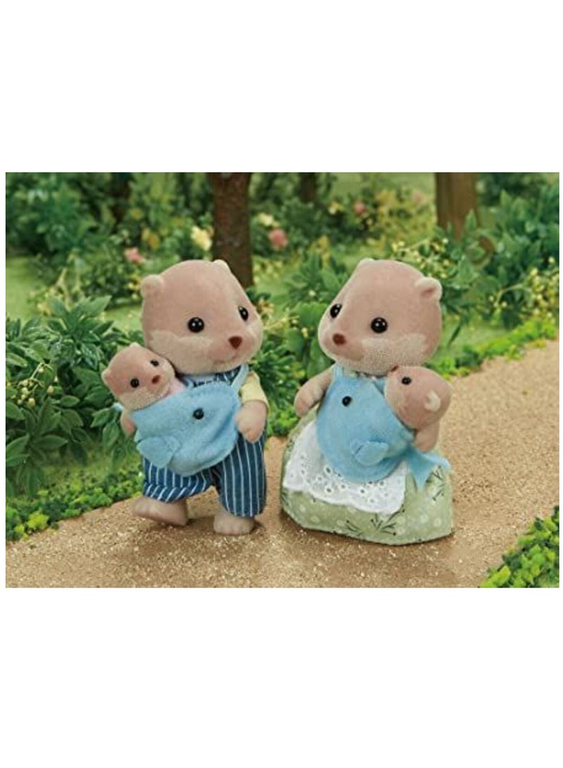 Sylvanian Families Splashy Otter Family 5359