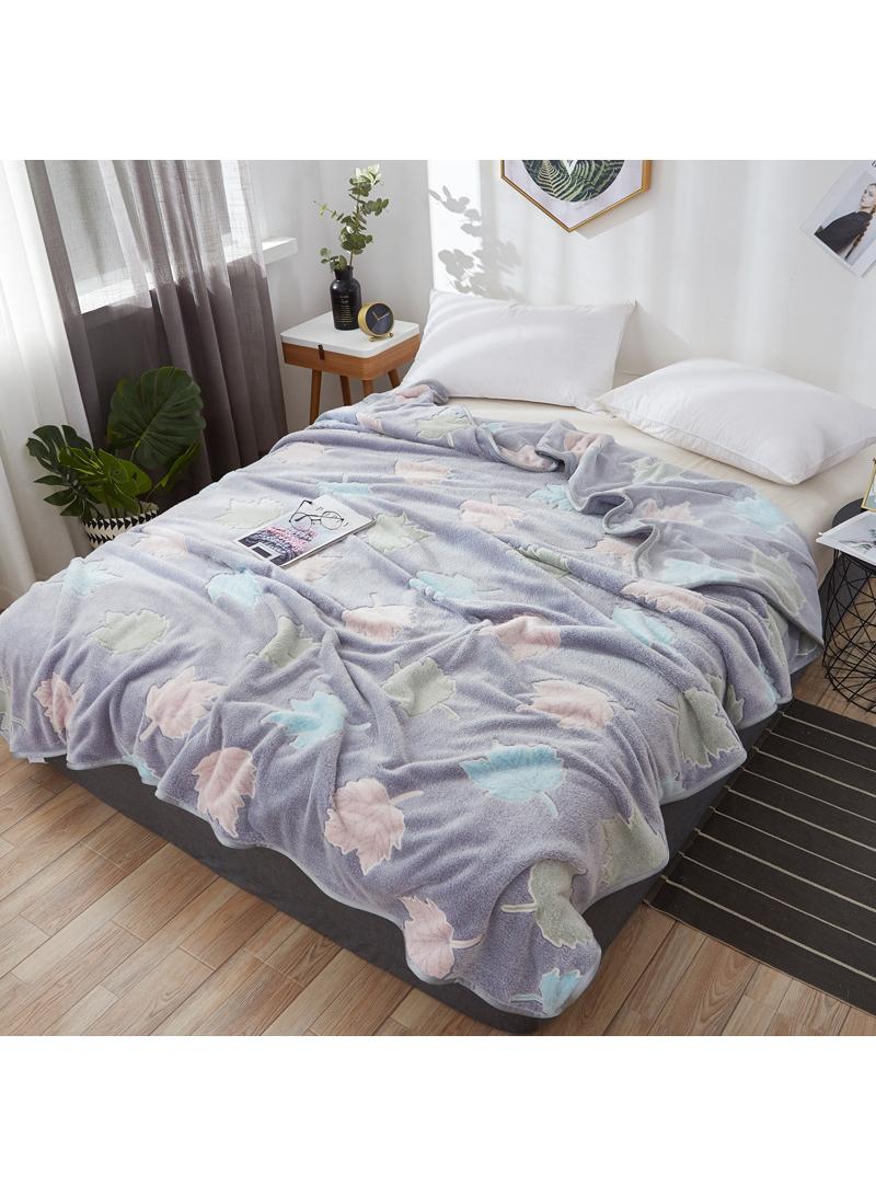 1-Piece Maple Leaves Pattern Cozy Blanket Air Conditioning Blanket
