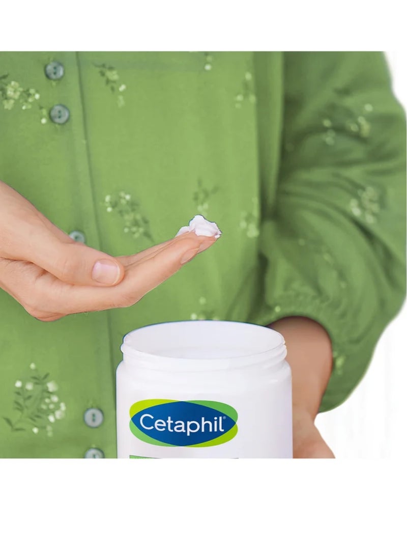 Cetaphil Moisturizing Cream for Very Dry and Sensitive Skin White 550g