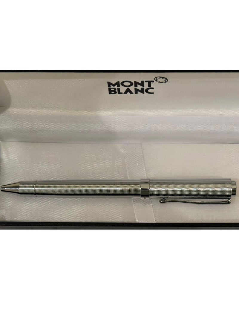 A luxurious Blackmont pen with a wonderful design