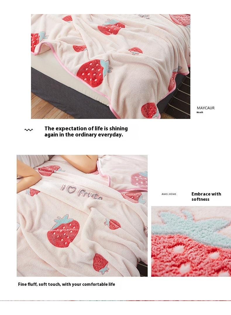 1-Piece Strawberry Pattern Interesting Cozy Blanket Air Conditioning Blanket