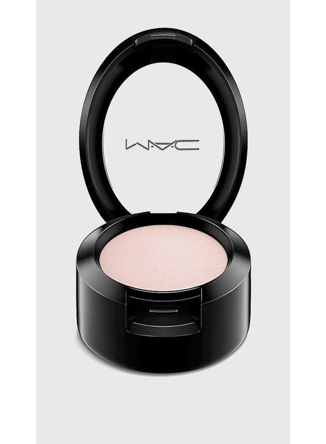 MAC Cosmetics Eye Shadow SHROOM SOFT BEIGE WITH SHIMMER 1.5g