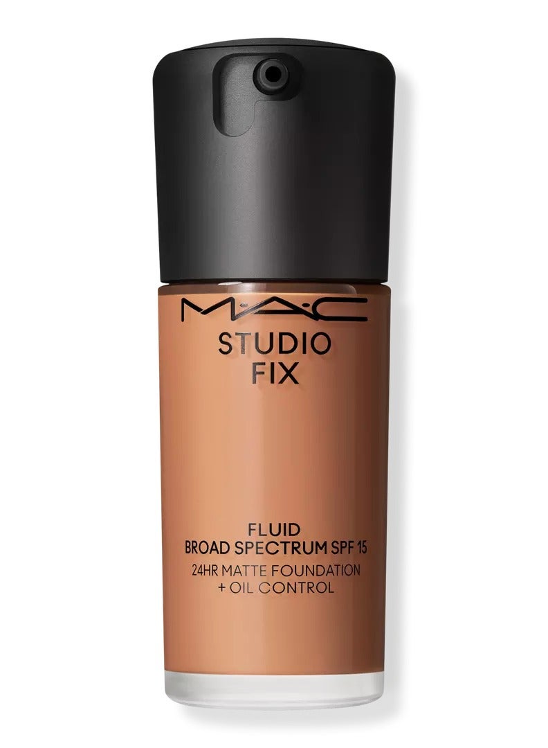 Studio Fix Fluid SPF15 24HR Matte Foundation + Oil Control NW33