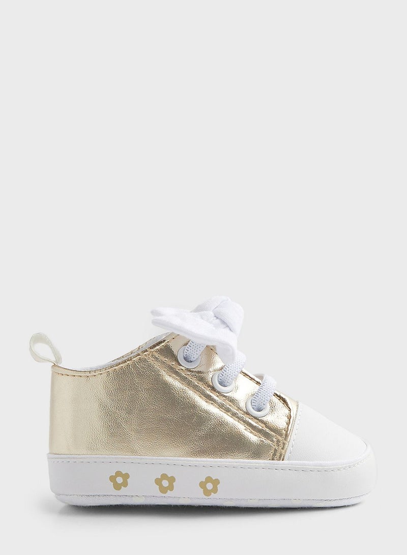 Infant Low Top Lace Up
 Sneakers