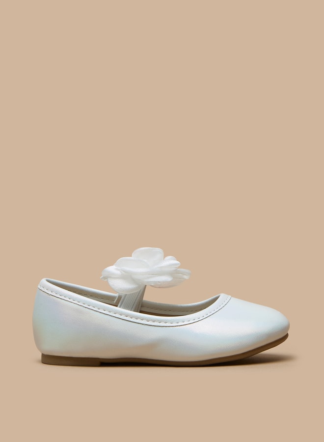 Girls Accent Detail Slip-On Round Toe Ballerina Shoes