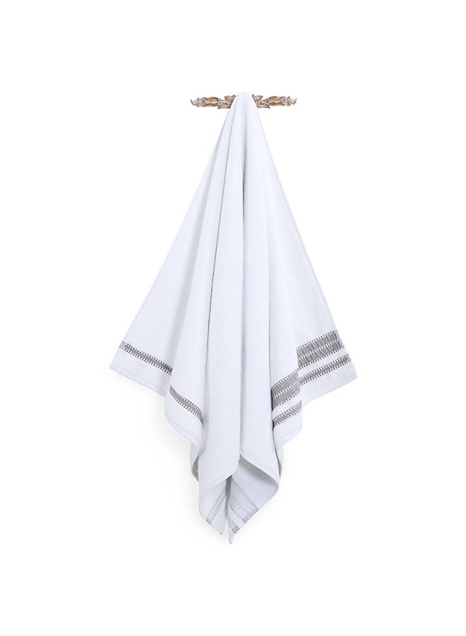 Matuok Bath Towel, White & Grey - 550 GSM, 70x140 cm