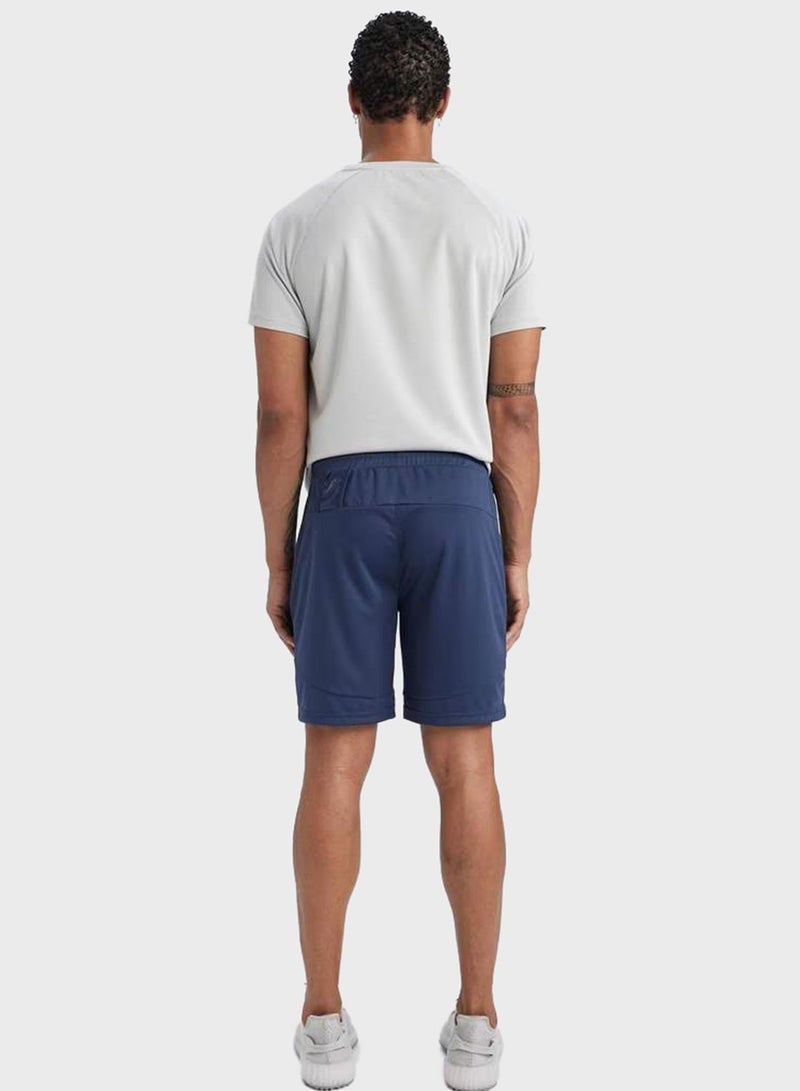 Slim Fit Short Leg Short