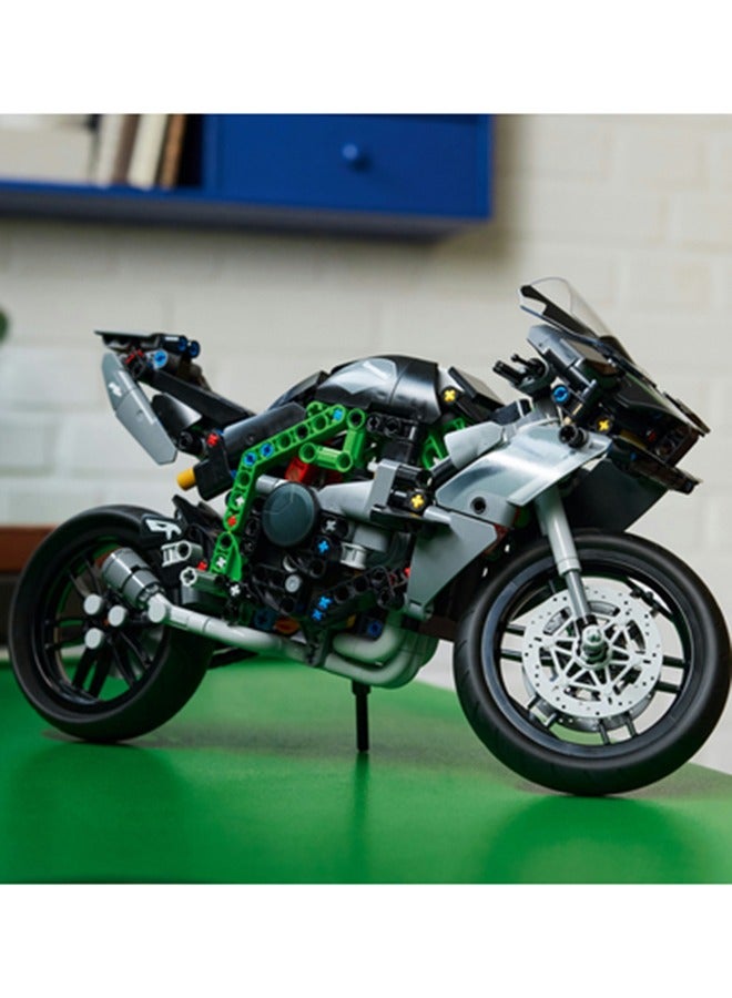 42170 Technic Kawasaki Ninja H2R Motorcycle Toy, Vehicle Gift for Kids, Collectible Building Set for Boys and Girls Aged 10 and Over, Scale Model Kit for Independent Play