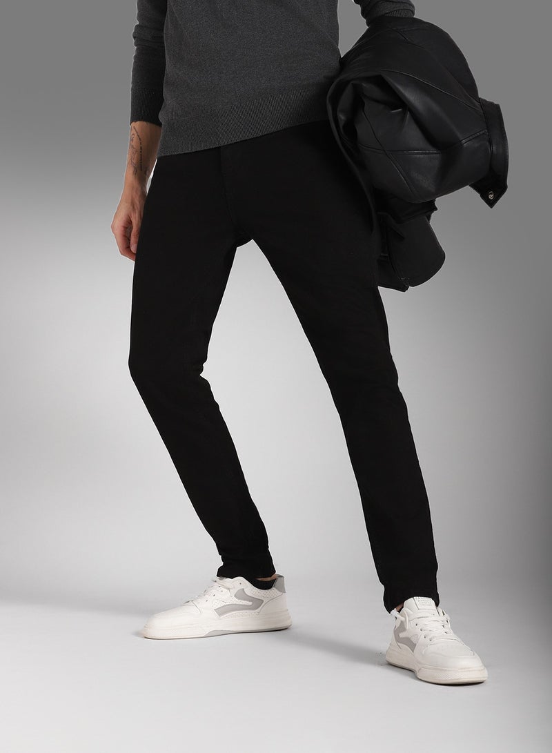 Men Slim Fit Mid-Rise Clean Look Stretchable Jeans