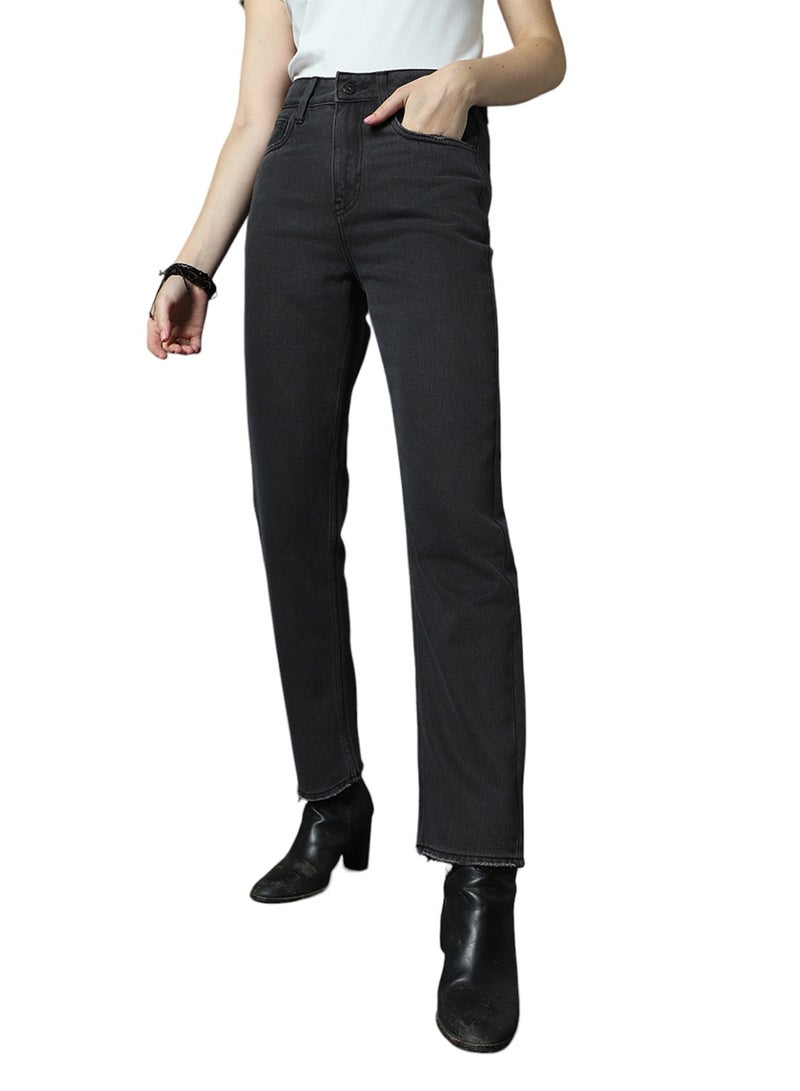 Women Clean Look Straight Fit High-Rise Stretchable Jeans