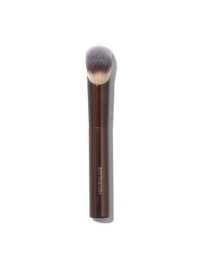 Ambient Soft Glow Foundation Brush