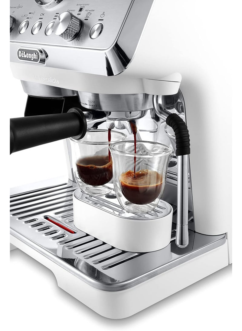 La Specialista Arte Bean To Cup Fully Automatic Coffee Machine With Built In Grinder, Americano, Cappuccino, Latte, Macchiato & Espresso Maker For Home & Office 1.5 L 1550 W ‎EC9155.W Silver