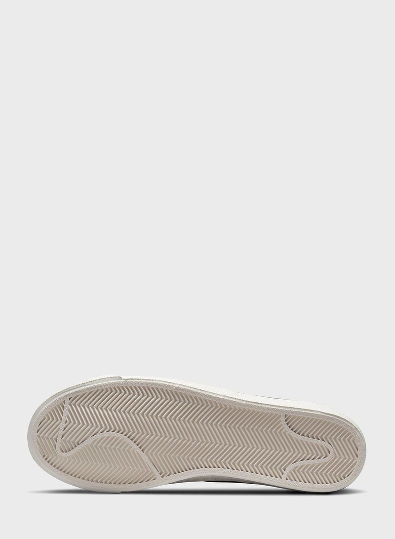 Blazer Low '77
