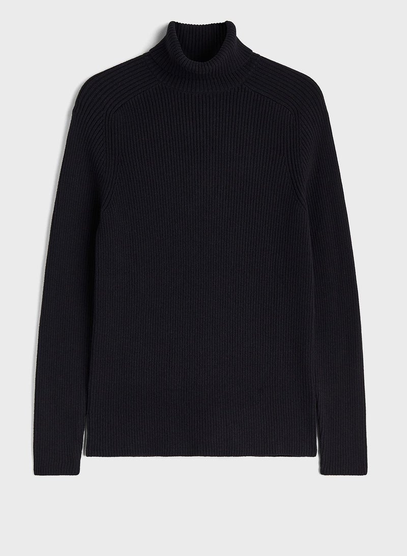 Turtle Neck Knitted Sweater