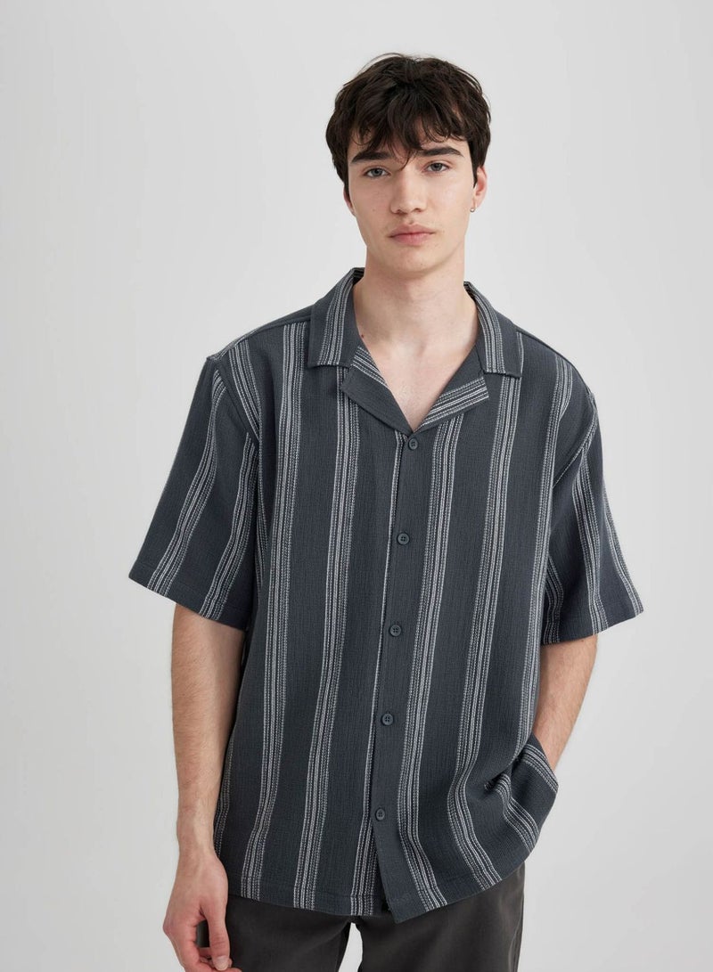 Relax Fit Striped Short Sleeve Shirt