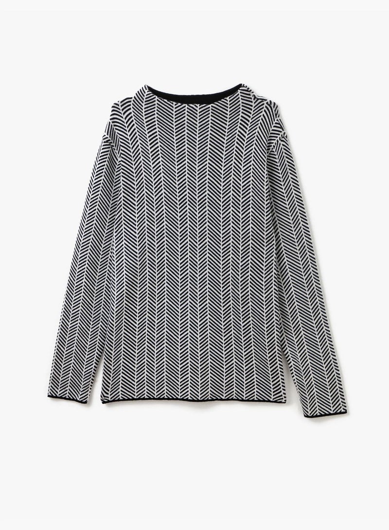 Turtle Neck Printed Sweater