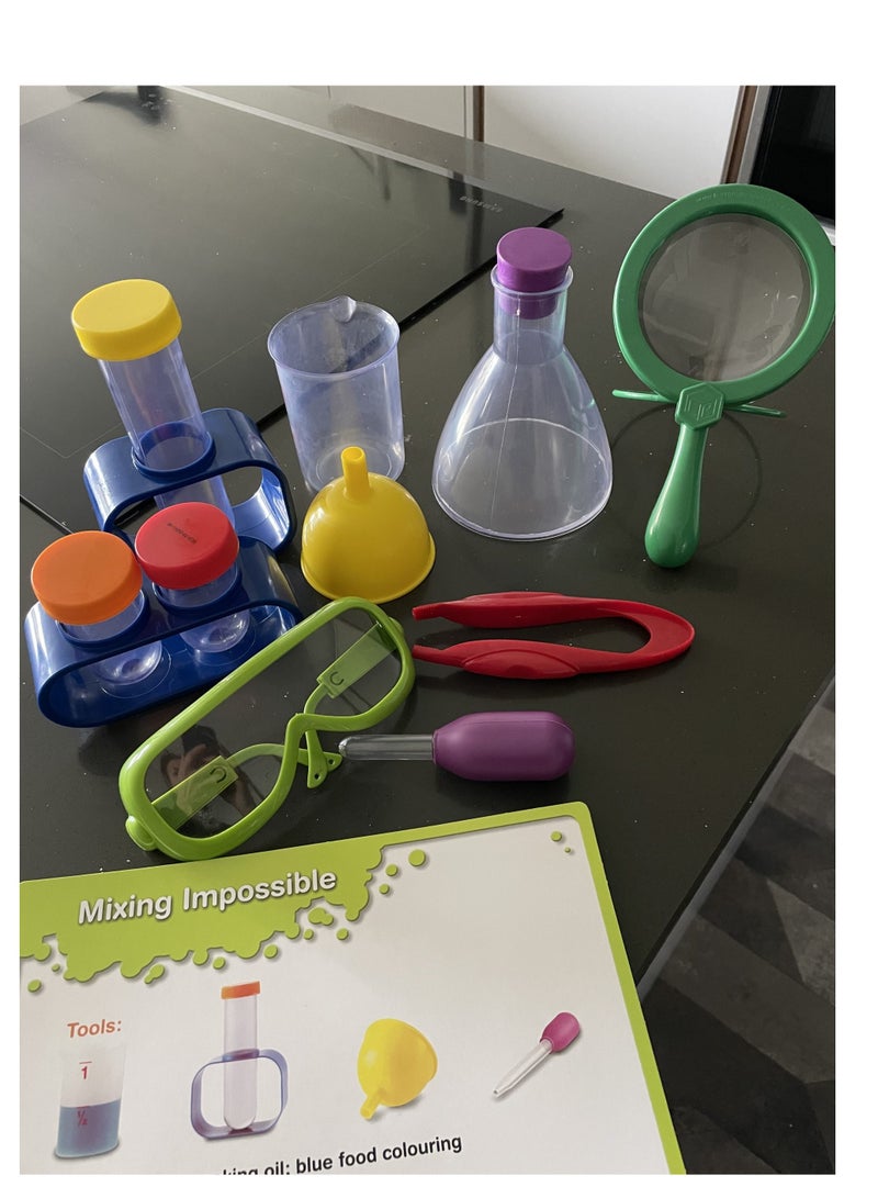 Primary Science Lab Set: Ignite Curiosity with 22 Engaging Pieces