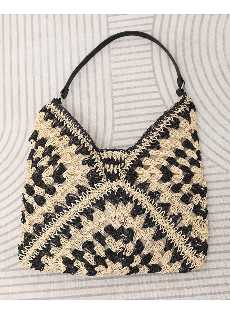 New Fashion Paper Rope Hollow Flower Triangle Contrast Knitted Bag