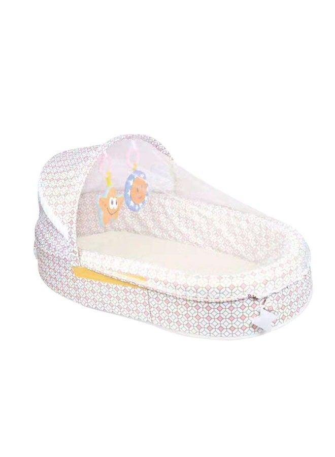 Lightweight Portable Baby Travel Bassinet With Soothing Sounds And Light-White/Pink