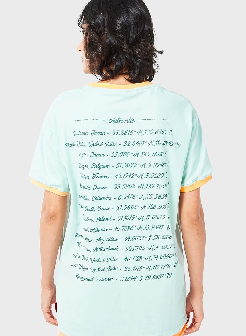 Merch Oversized T-Shirt