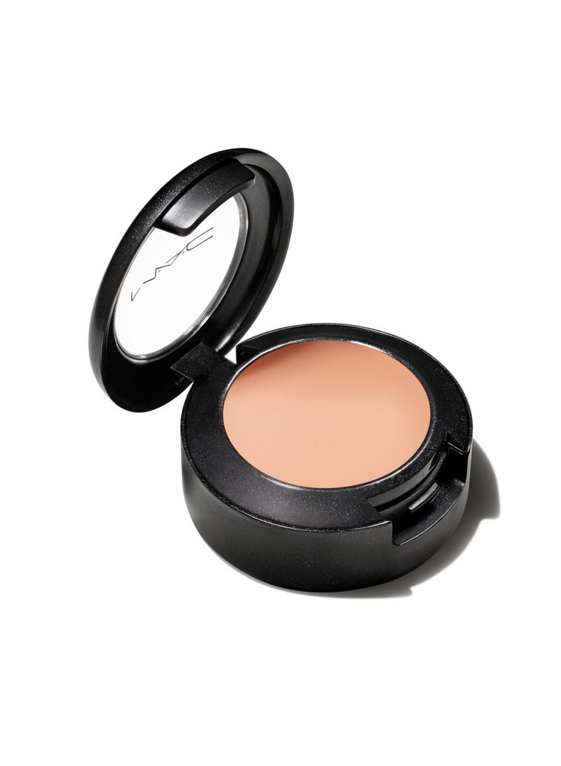 Studio Finish SPF 35 Concealer  NW15 7g