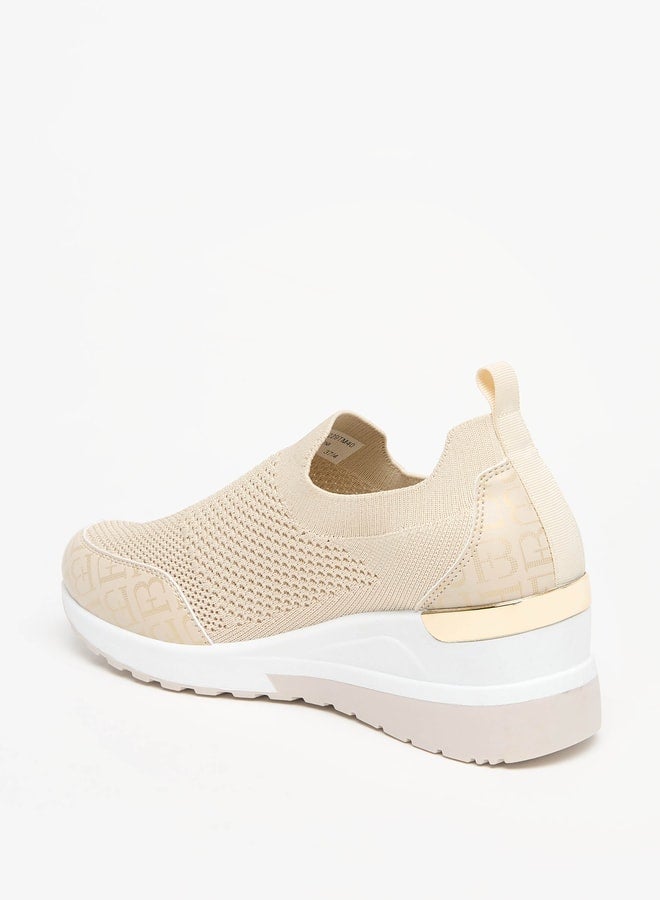 Womens Textured Slip-On Sneakers With Pull Tab