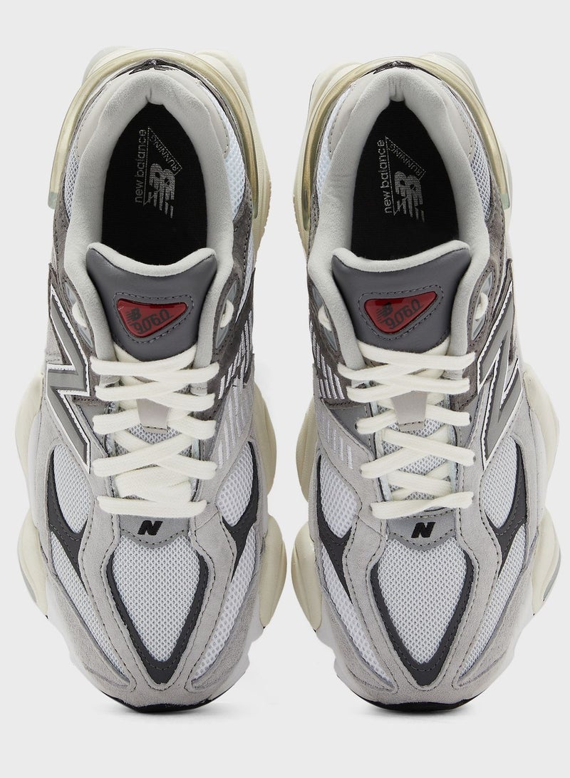 9060 Sneakers