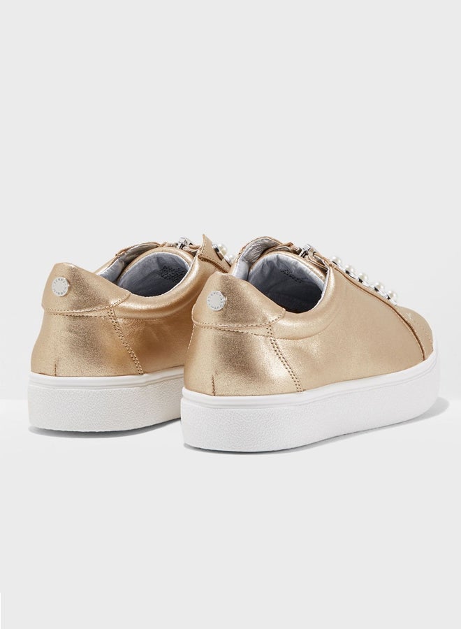 Lynn Low Top Sneakers Gold