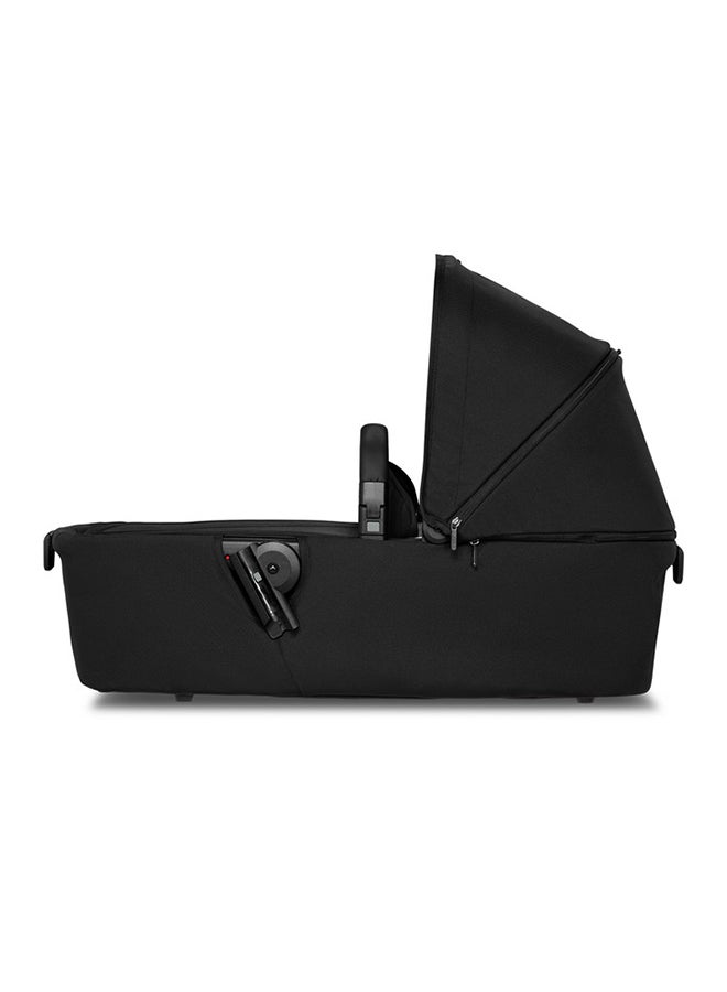 Joolz AER+ Carrycot for Stroller – Lightweight, Foldable & Travel-Friendly Baby Bassinet, Breathable Mattress, Ventilated Sun Hood, Newborn Comfort (0-6M) – Space Black