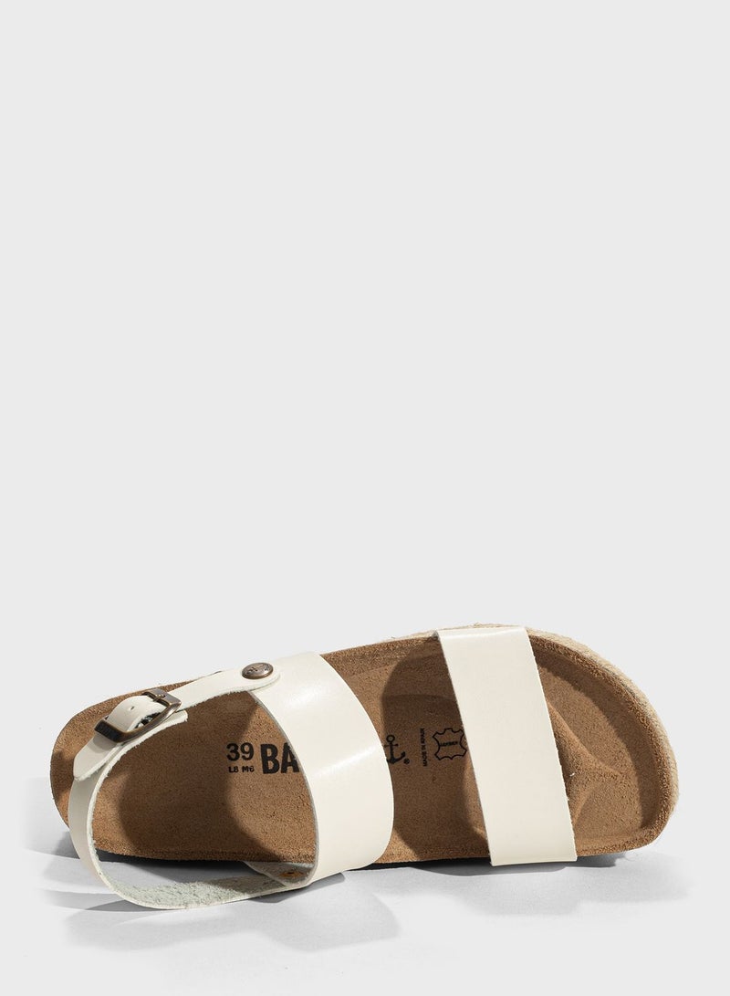 Kenji Flat Sandals