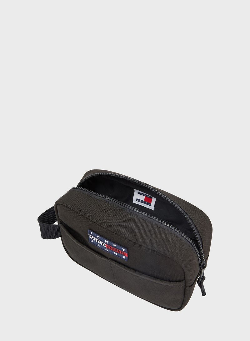 Logo Washbag