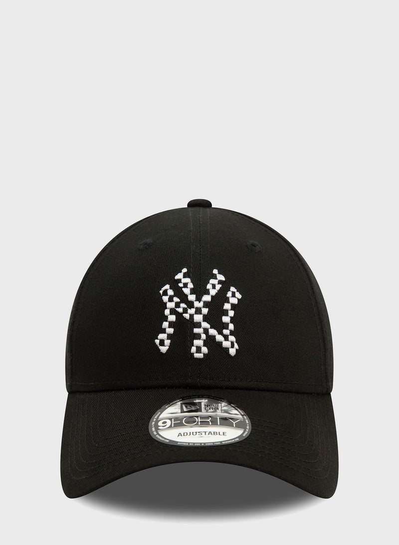 9Forty New York Yankees Seasonal Infill Cap