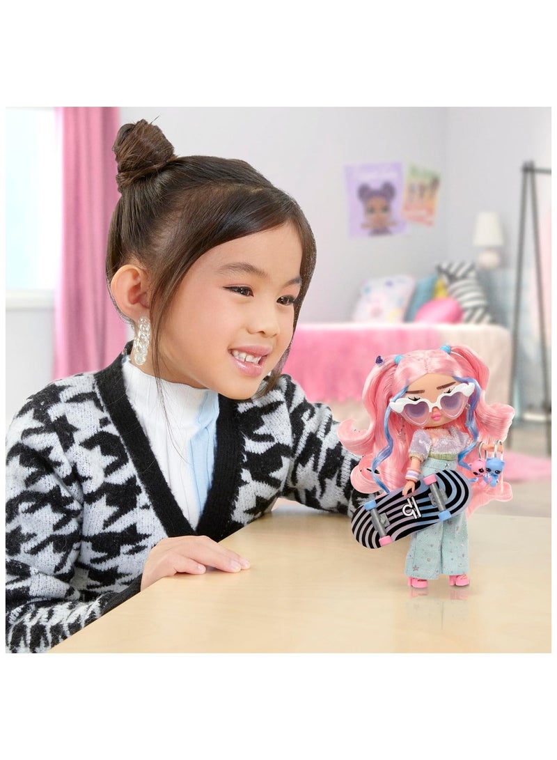 LOL Surprise Tweens Core Doll  Flora Moon