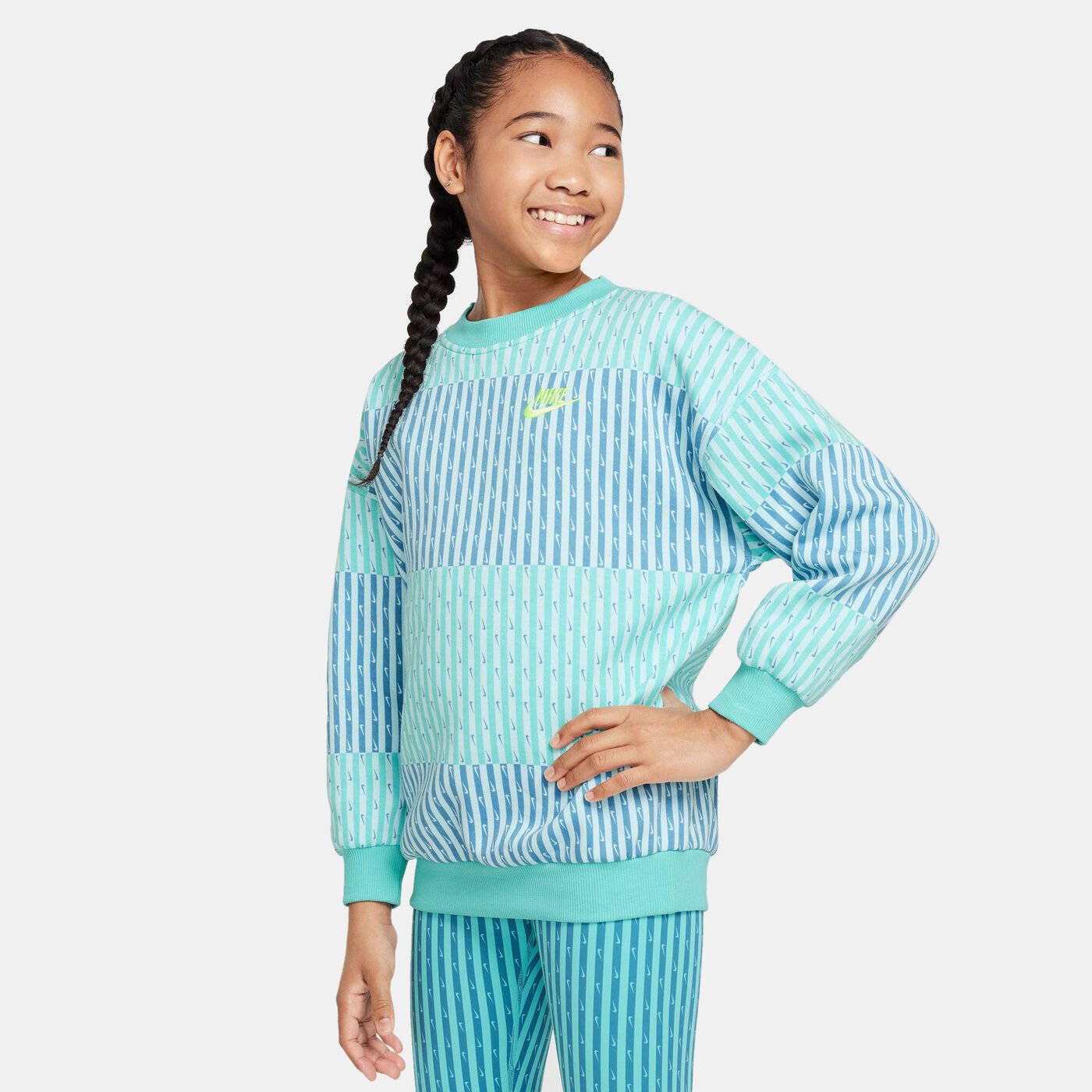 Kids' Sportswear Club Fleece Sweatshirt (Older Kids)