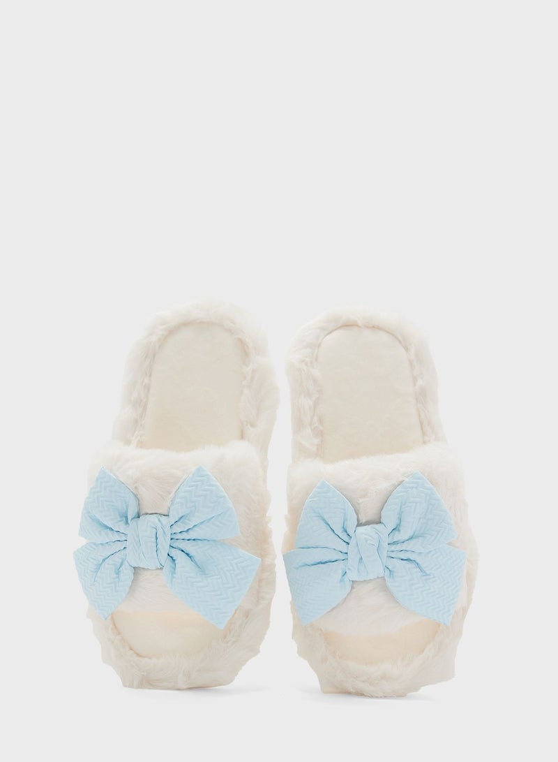 Fluffy Bedroom Slipper With Bow