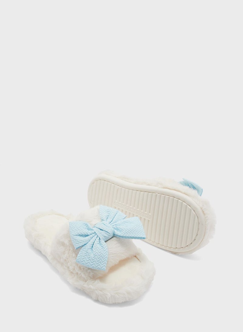 Fluffy Bedroom Slipper With Bow