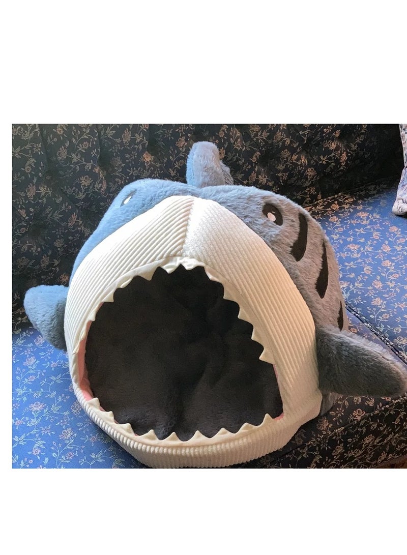 Shark Design Soft Cat Bed, Cute Shark Designed Breathable Dog Bed, Pet Supplies for Indoor Use