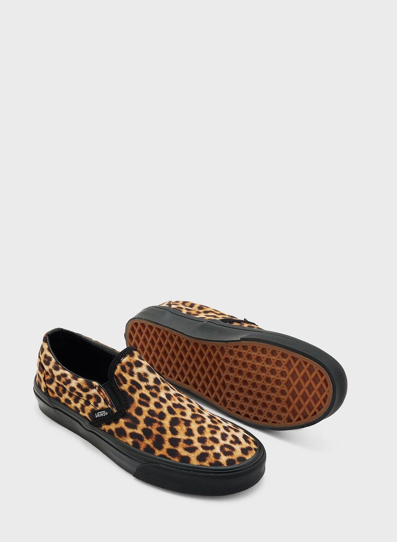 Classic Slip-On Comfort Shoes