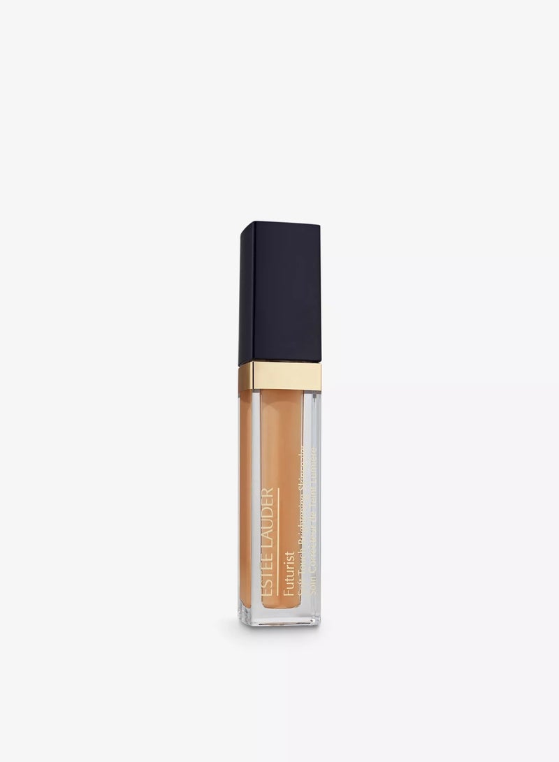 Futurist Soft Touch Brightening Skincealer Concealer - 4W Medium Deep