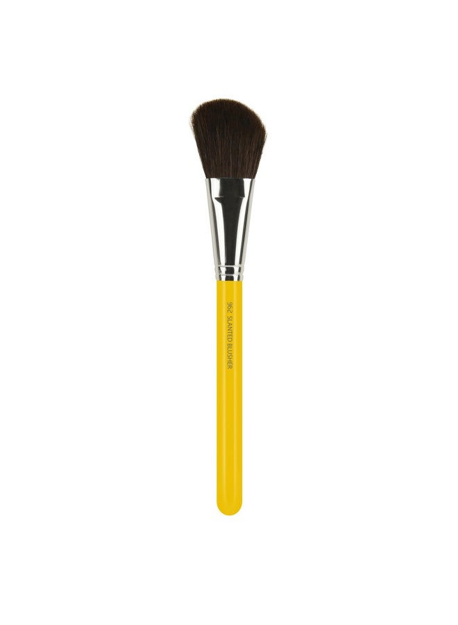 Professional Makeup Brush Studio Series 962 Slanted Blusher With Mix Of Soft Synthetic & Natural Fibers For Contour & Highlight (Yellow 1Pc)