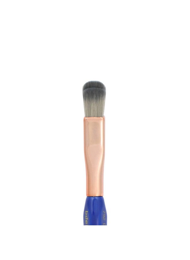 Professional Makeup Brush Golden Triangle 792 Eye Double Dome Blender With All Vegan And Soft Synthetic Fibers For Effortless Application And Blending (Blue 1Pc)