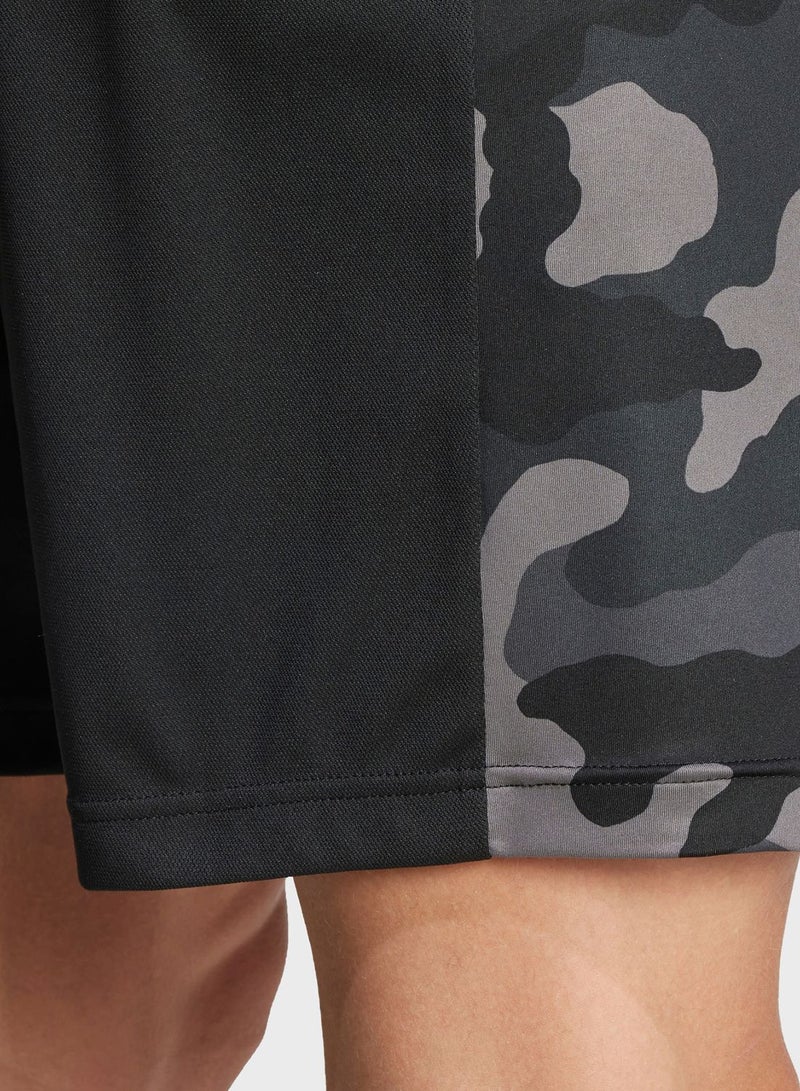 Essentail Camo Shorts