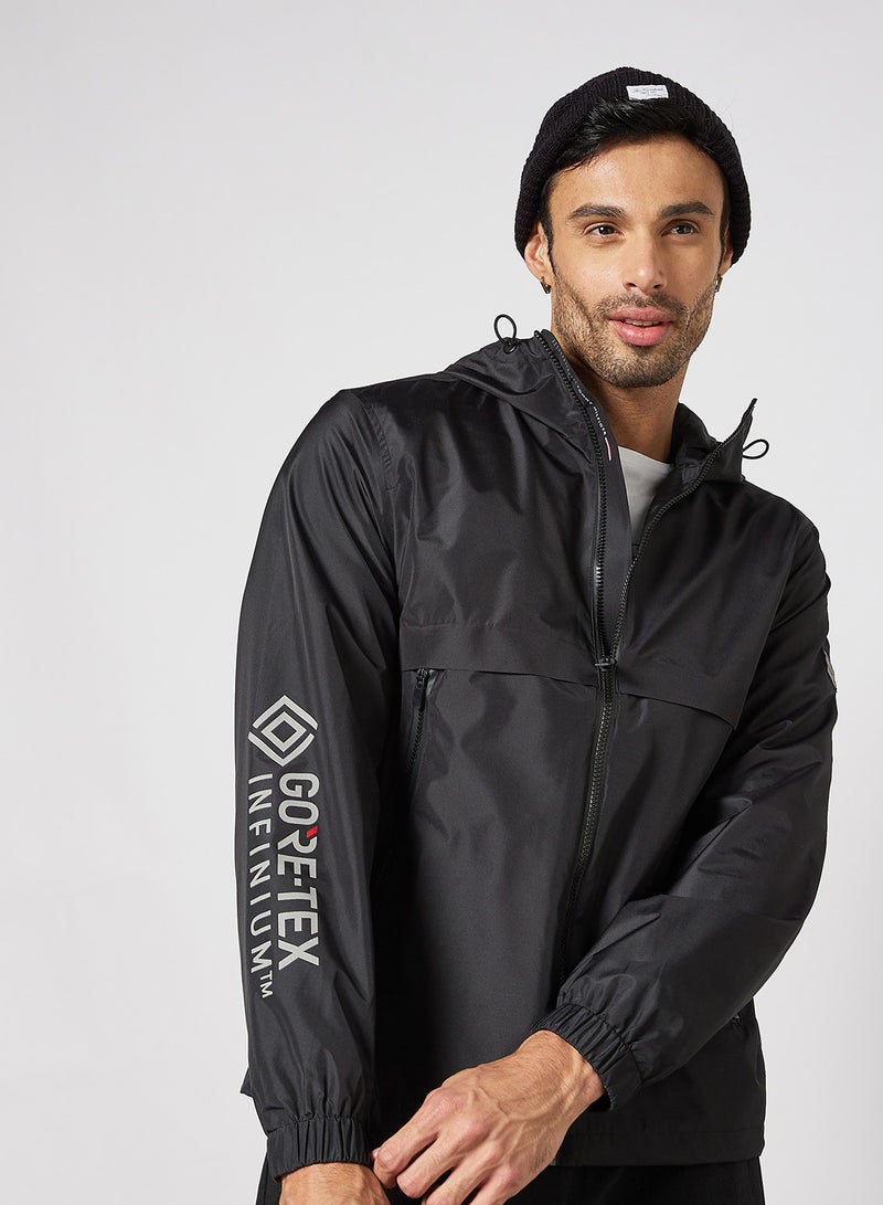 Tech Essential GORE-TEX Hooded Jacket Black