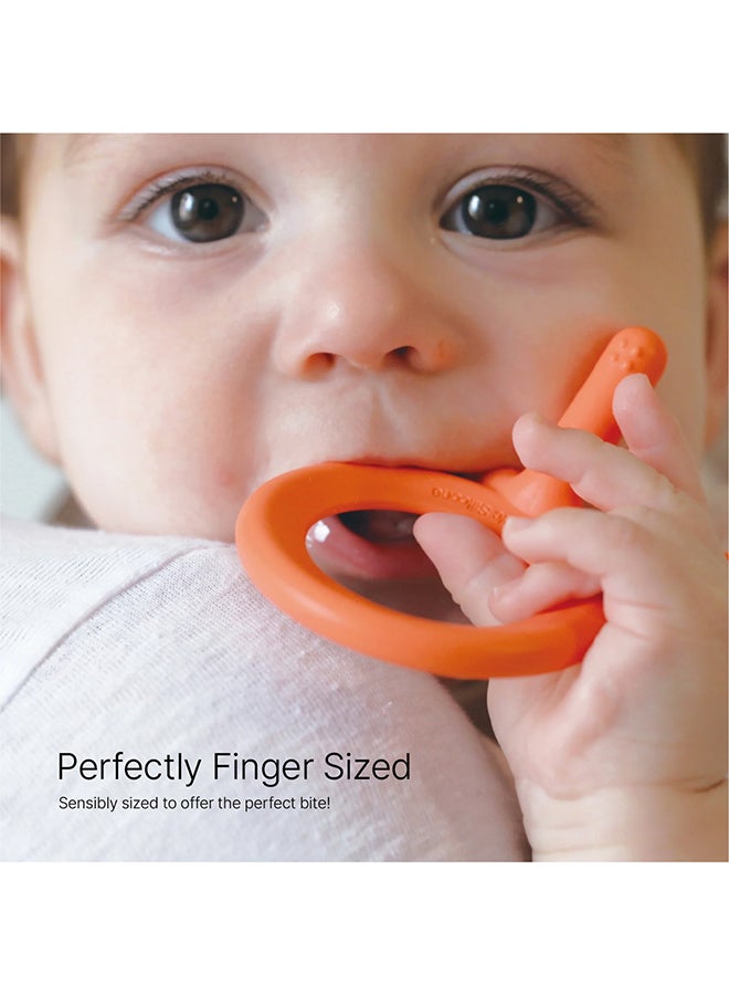 Natural Feel Baby Bottle 250 ML With Silicone Baby Teether, 3 Months +